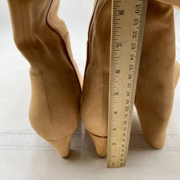 NWT Women Stretchy Knee High Boots Closed Square Toe Low Kitten Heel Nude - Picture 5 of 8